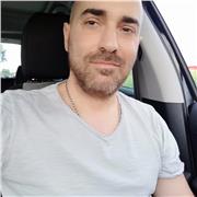 Diplomato in Istituto Giuridico Economico Azienda